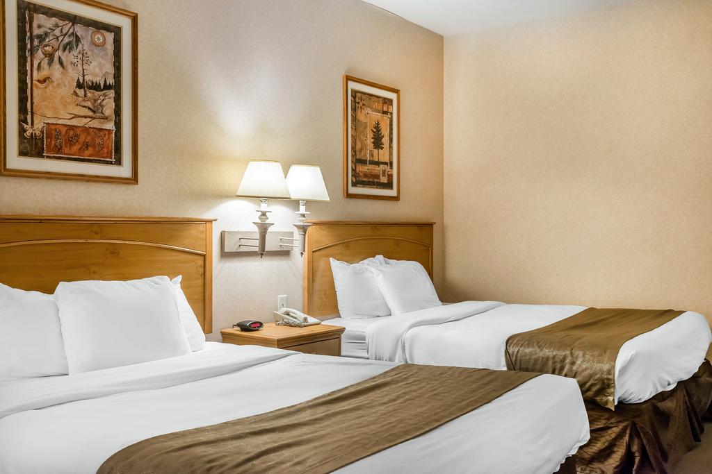 Rodeway Inn & Suites Tomahawk Ngoại thất bức ảnh